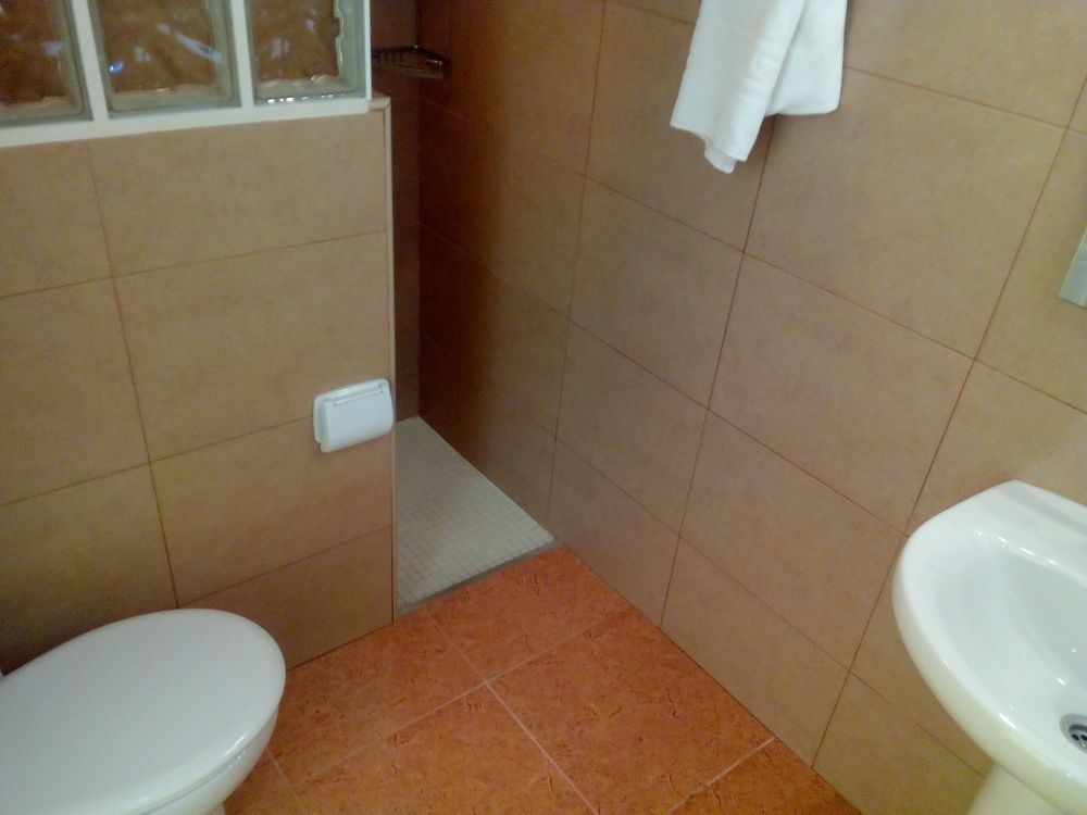 Hostal Lleida Calafell Exterior photo