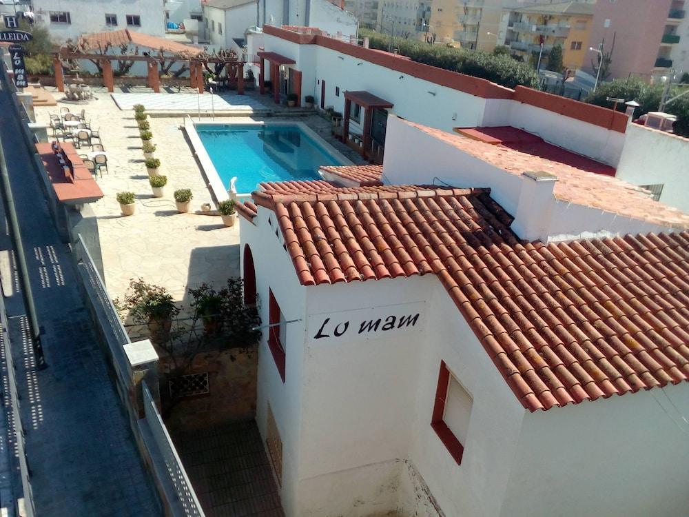 Hostal Lleida Calafell Exterior photo